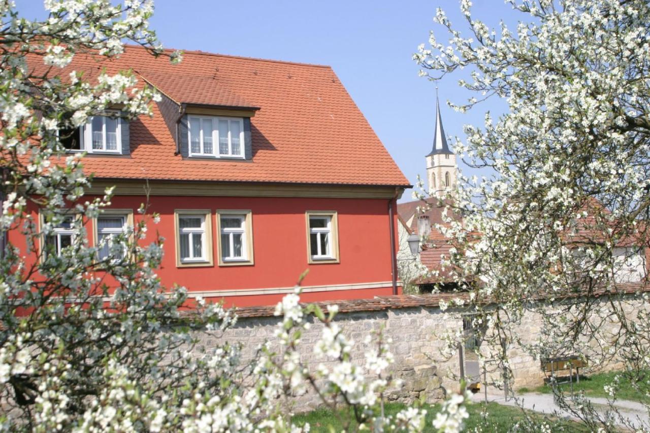 Biobausewein Wein Hotel Leben Ипхофен Экстерьер фото